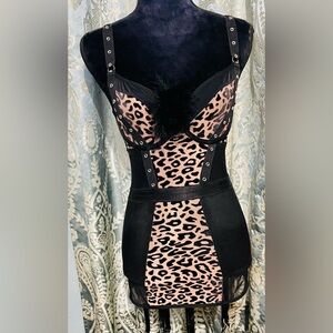 Leopard Print Bustier Size S Garter Slip Black Feather Accent  Mesh Adjustable
